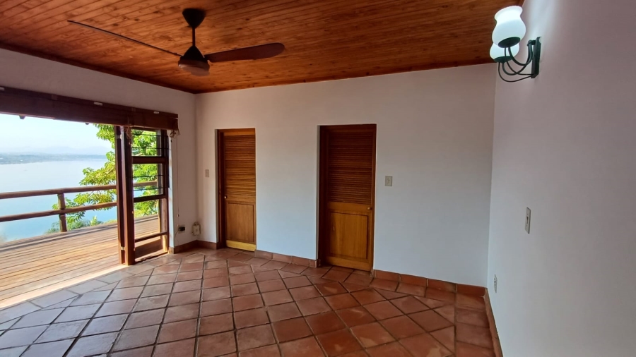 4 Bedroom Property for Sale in Kosmos North West